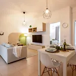 Puglia5stars Stazione Urban *